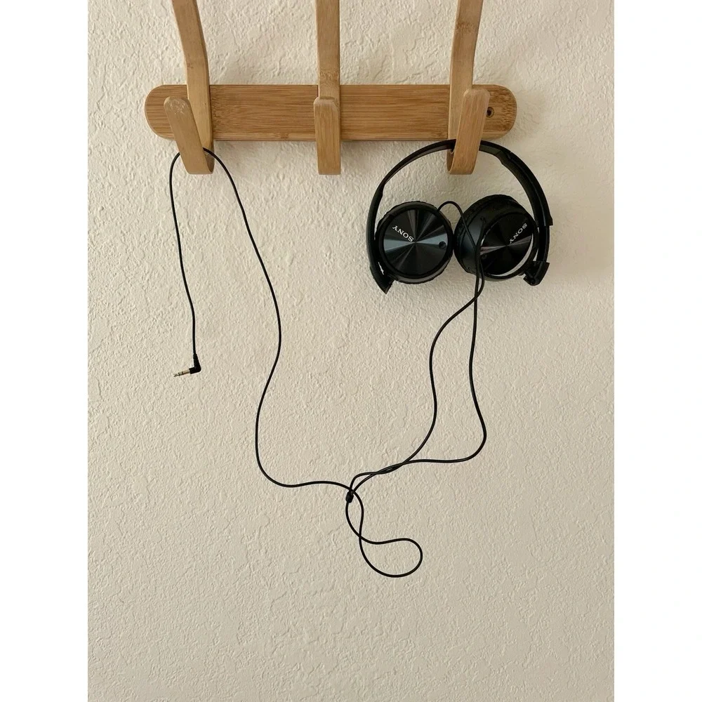 Sony MDR-ZX110NC Noise Cancelling Wired 3.5mm On-Ear Headphones Black Y2K Travel
